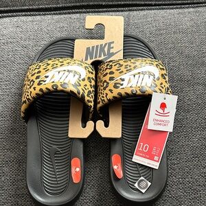 Nike Leopard Print Sandals - Black and Gold